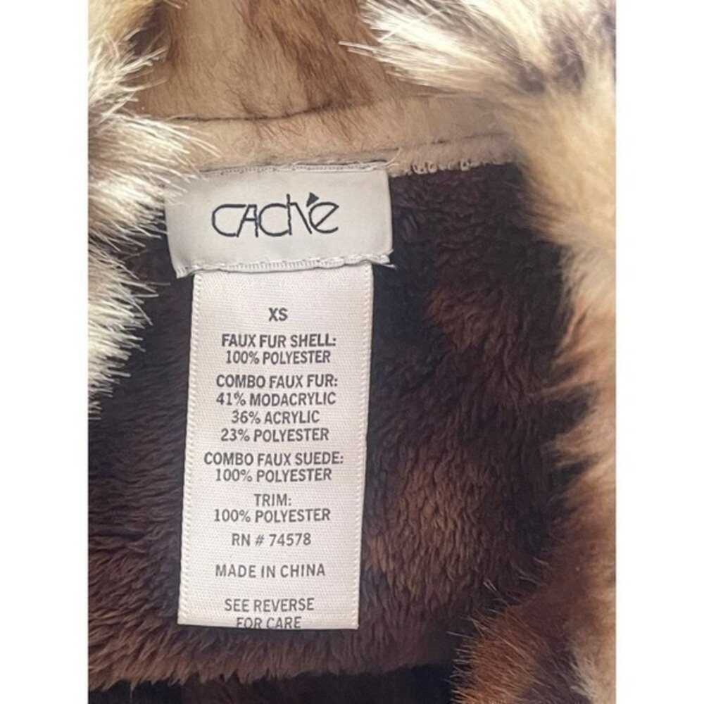 Cache Faux Fur Jacket - Picture 7 of 7